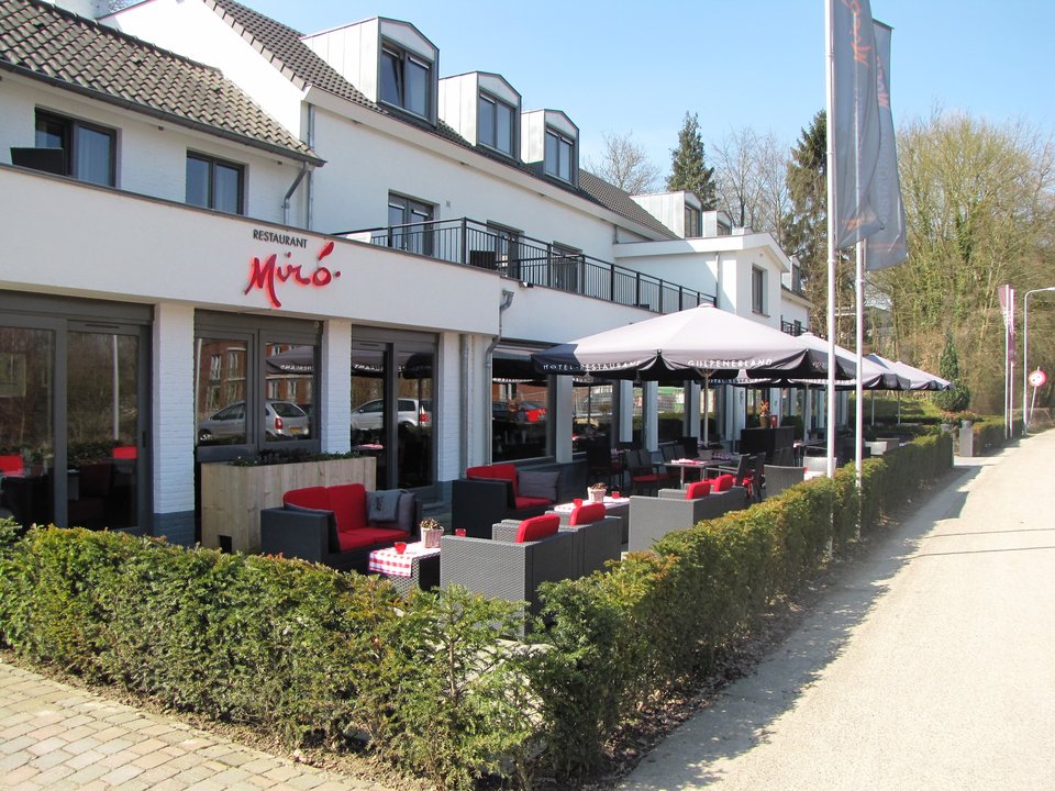 Restaurant Miro.jpg