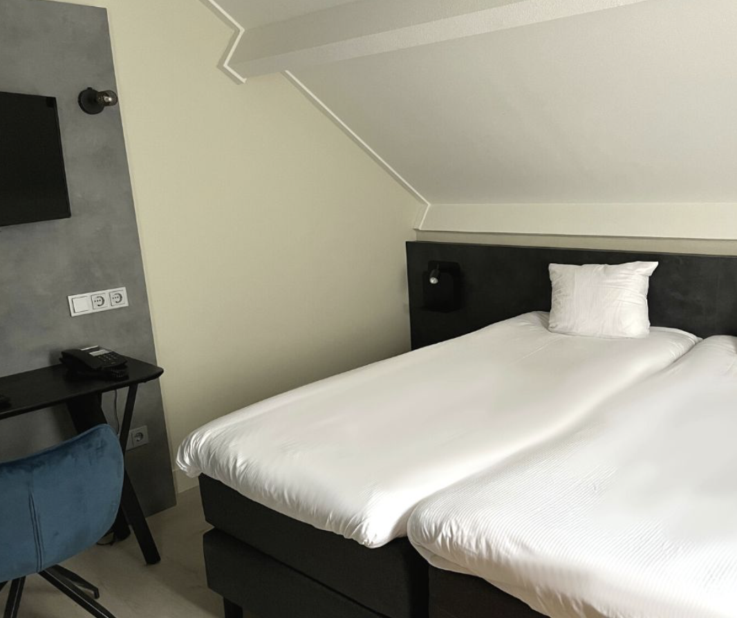 Compact Single Room